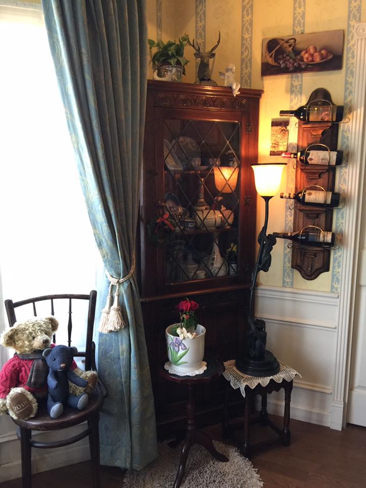 輸入家具でつくるコーナーコーディネイト