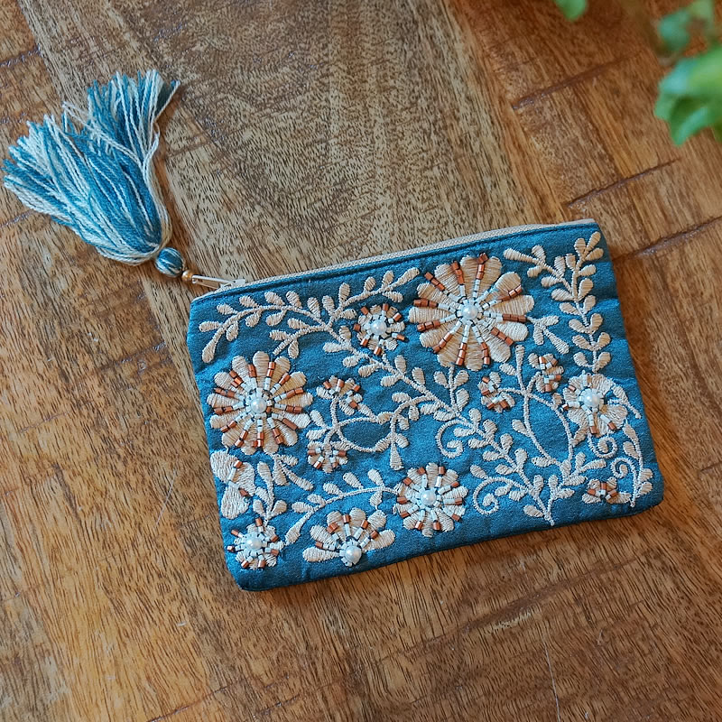  インテリア雑貨 おしゃれ 置物 ビーズ刺繍 ファブリック 小物入れ ポーチ 輸入雑貨 アンティーク 小物 zakka ザッカ 北欧 雑貨 人気 